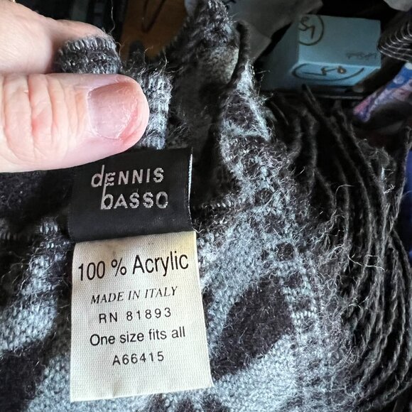 Italian Acrylic Wrap Throw Fringe Scarf Reversible Black Gray Roses Double Faced - Picture 9 of 9